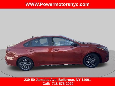 Used 2023 Kia Forte GT-Line w/ GT-Line Premium Package FWD image 2