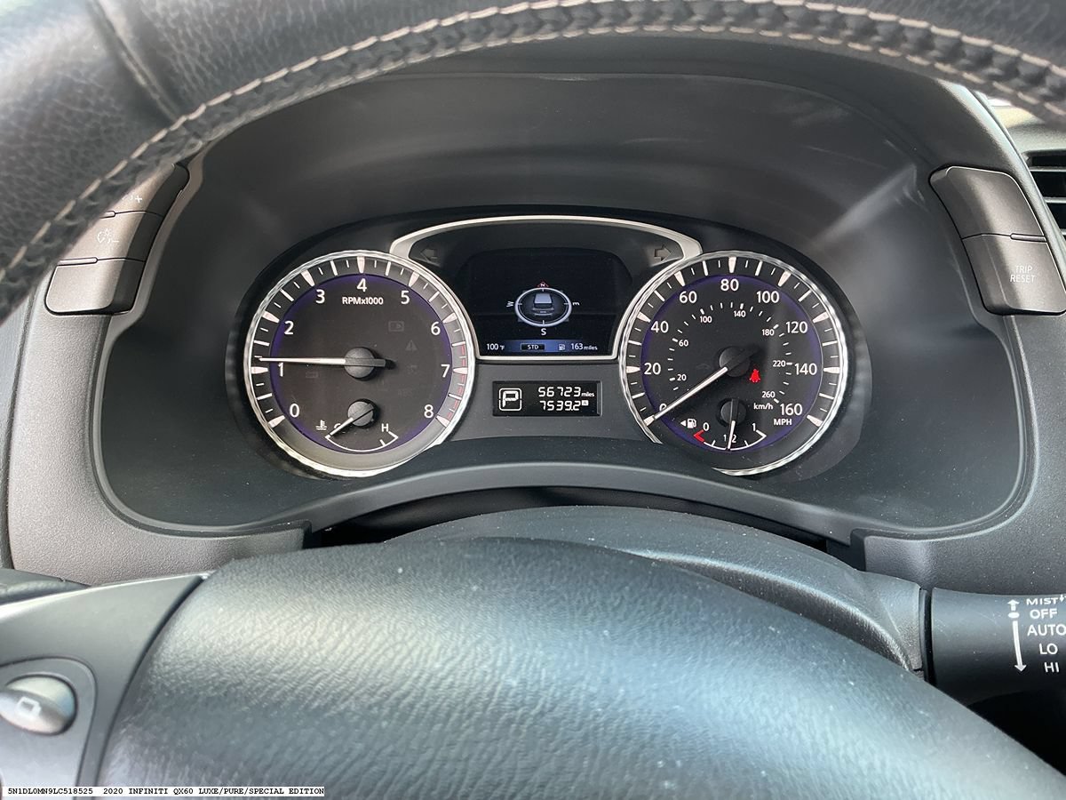 Used 2020 INFINITI QX60 Luxe w/ Essential Package FWD image 13
