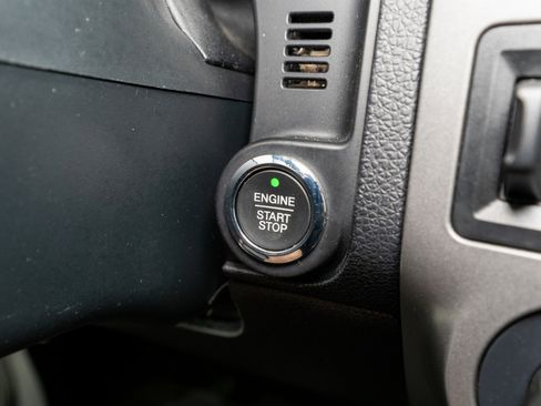 Used 2016 Ford Expedition EL Platinum image 29