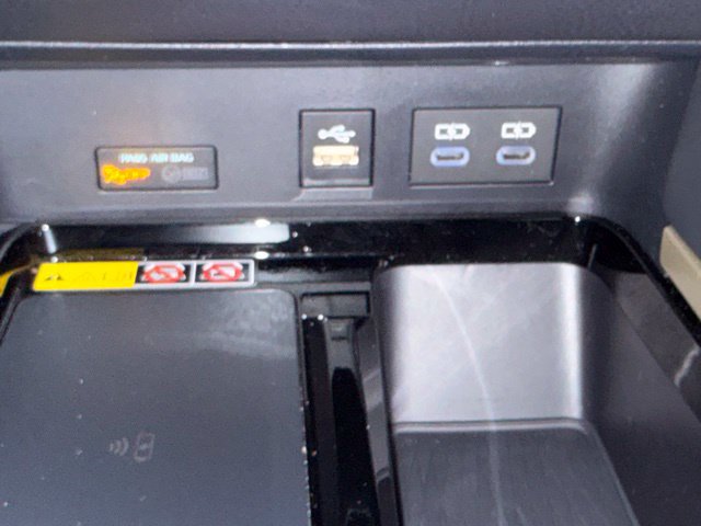 Used 2025 Toyota Camry XSE AWD/4WD image 25