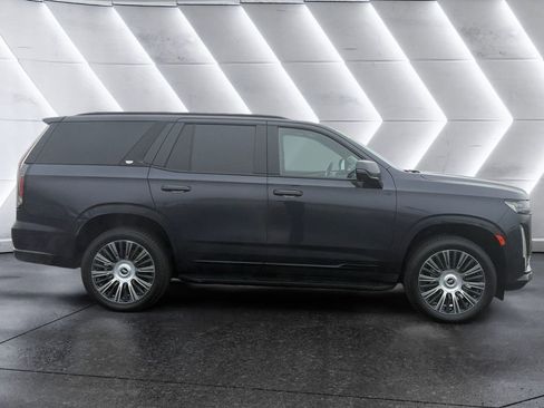 Used 2023 Cadillac Escalade Sport Platinum image 6