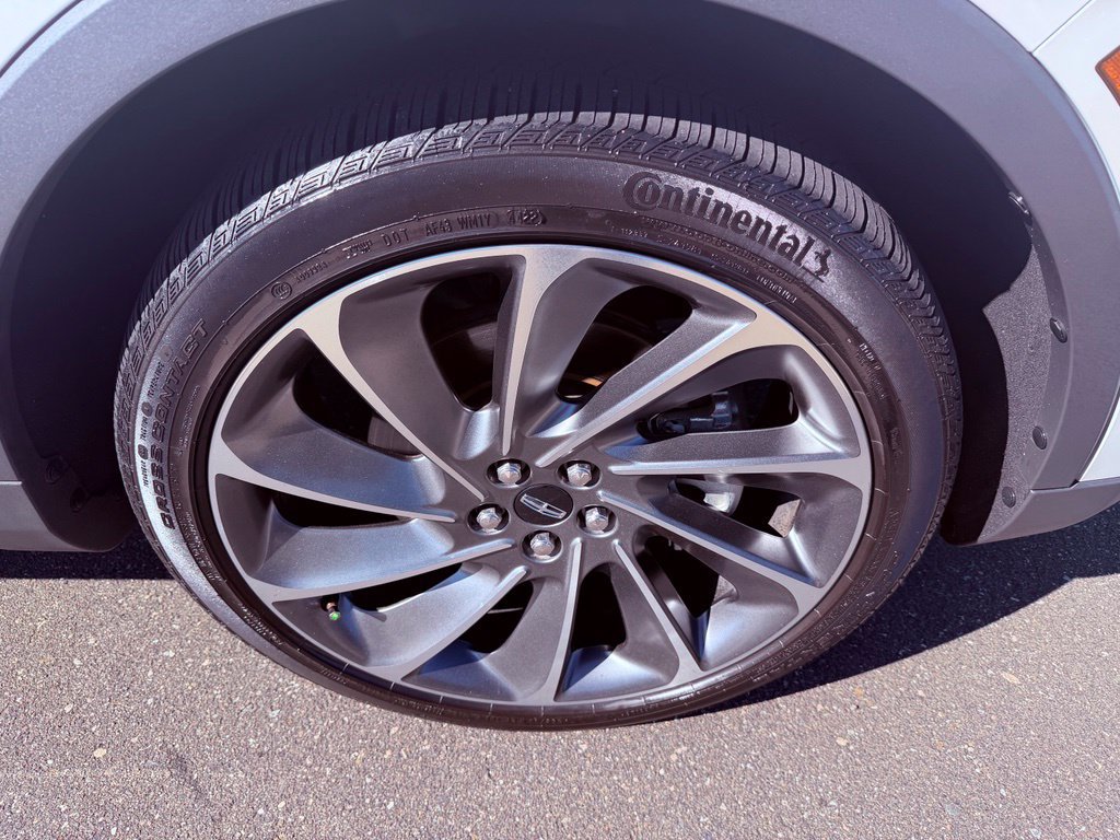 Used 2019 Lincoln Nautilus Reserve w/ Ultimate Package AWD/4WD image 19