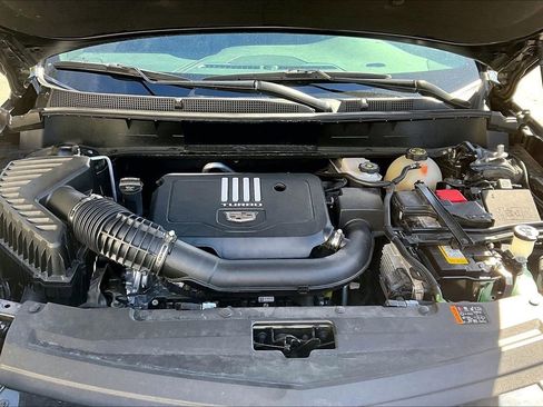 Used 2024 Cadillac XT6 Luxury image 32