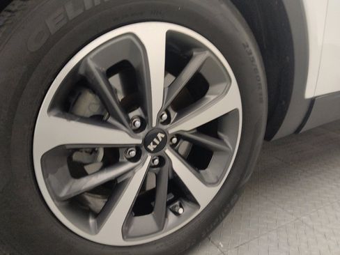 Used 2019 Kia Sorento EX FWD image 31