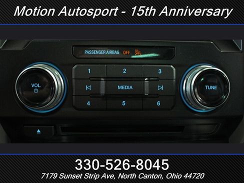 Used 2015 Ford F150 Lariat w/ Equipment Group 502A Luxury AWD/4WD image 20