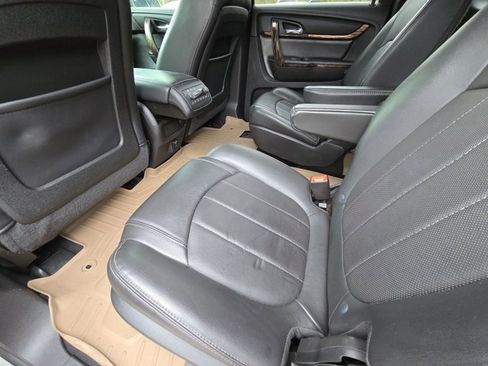 Used 2015 GMC Acadia Denali image 16