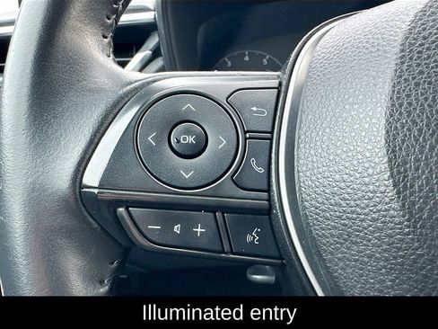 Used 2023 Toyota Corolla Cross SE image 9