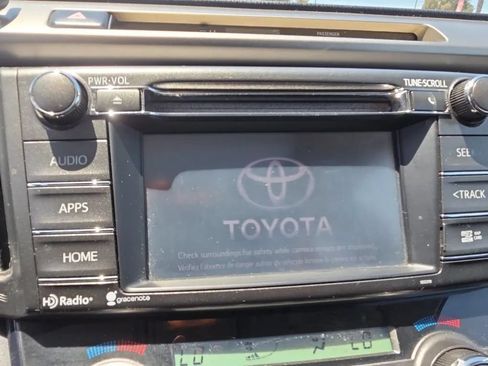 Used 2014 Toyota RAV4 XLE w/ Preferred Accessory Package FWD image 35