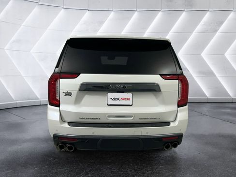 Used 2023 GMC Yukon XL Denali Ultimate image 5