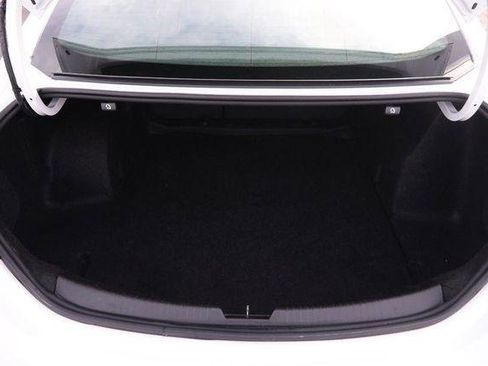 Used 2024 Chevrolet Malibu LT image 7