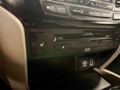 Used 2019 Honda Pilot Touring image 23