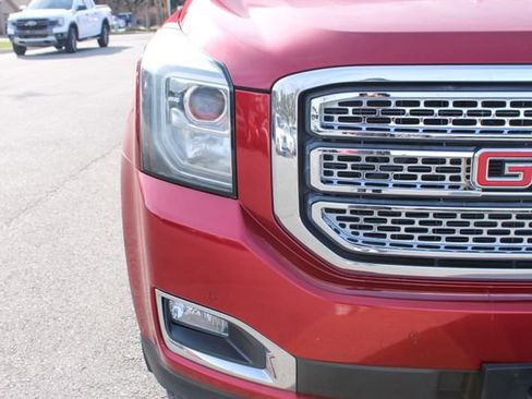 Used 2015 GMC Yukon XL SLT w/ Open Road Package image 43