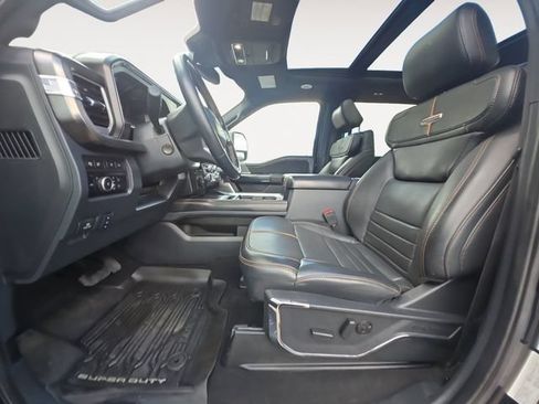 Used 2024 Ford F450 Platinum AWD/4WD image 9