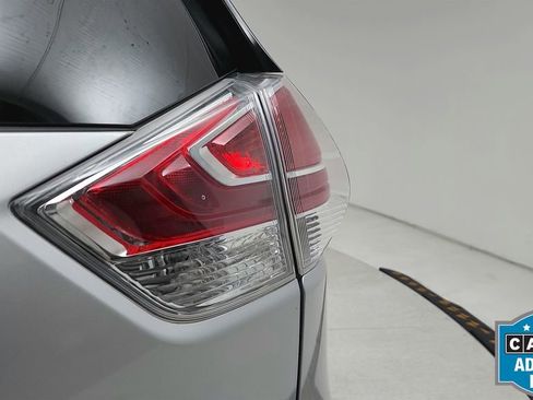 Used 2015 Nissan Rogue SL image 27