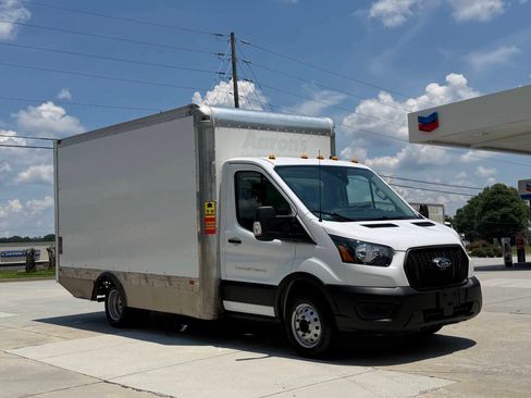 Used 2020 Ford Transit 350 RWD image 3