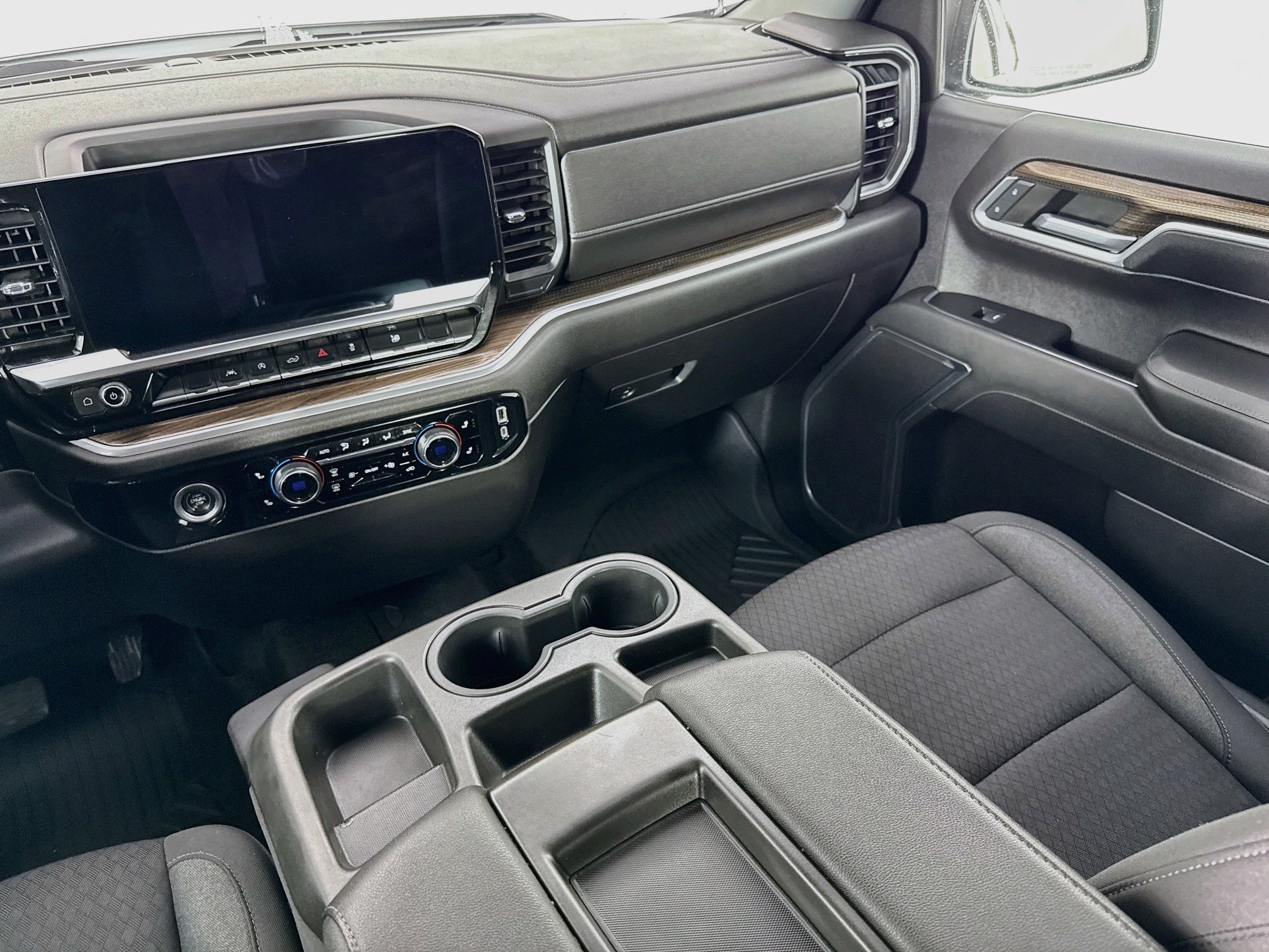 Certified 2022 Chevrolet Silverado 1500 RST AWD/4WD image 23