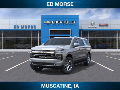 New 2025 Chevrolet Suburban Premier image 8