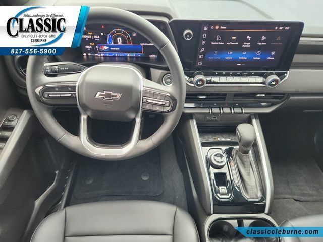 Used 2026 Chevrolet Colorado Trail Boss AWD/4WD image 3