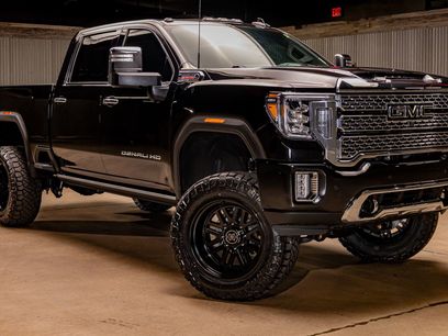 Used 2022 GMC Sierra 2500 Denali w/ Denali Black Diamond Edition