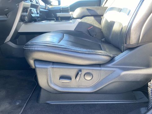 Used 2020 Ford F350 Lariat w/ Lariat Ultimate Package image 18
