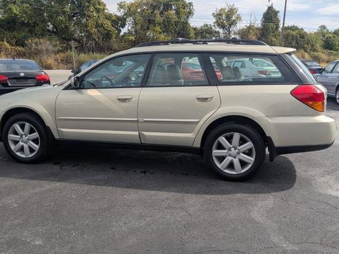 Used 2007 Subaru Outback 2.5i Limited image 19