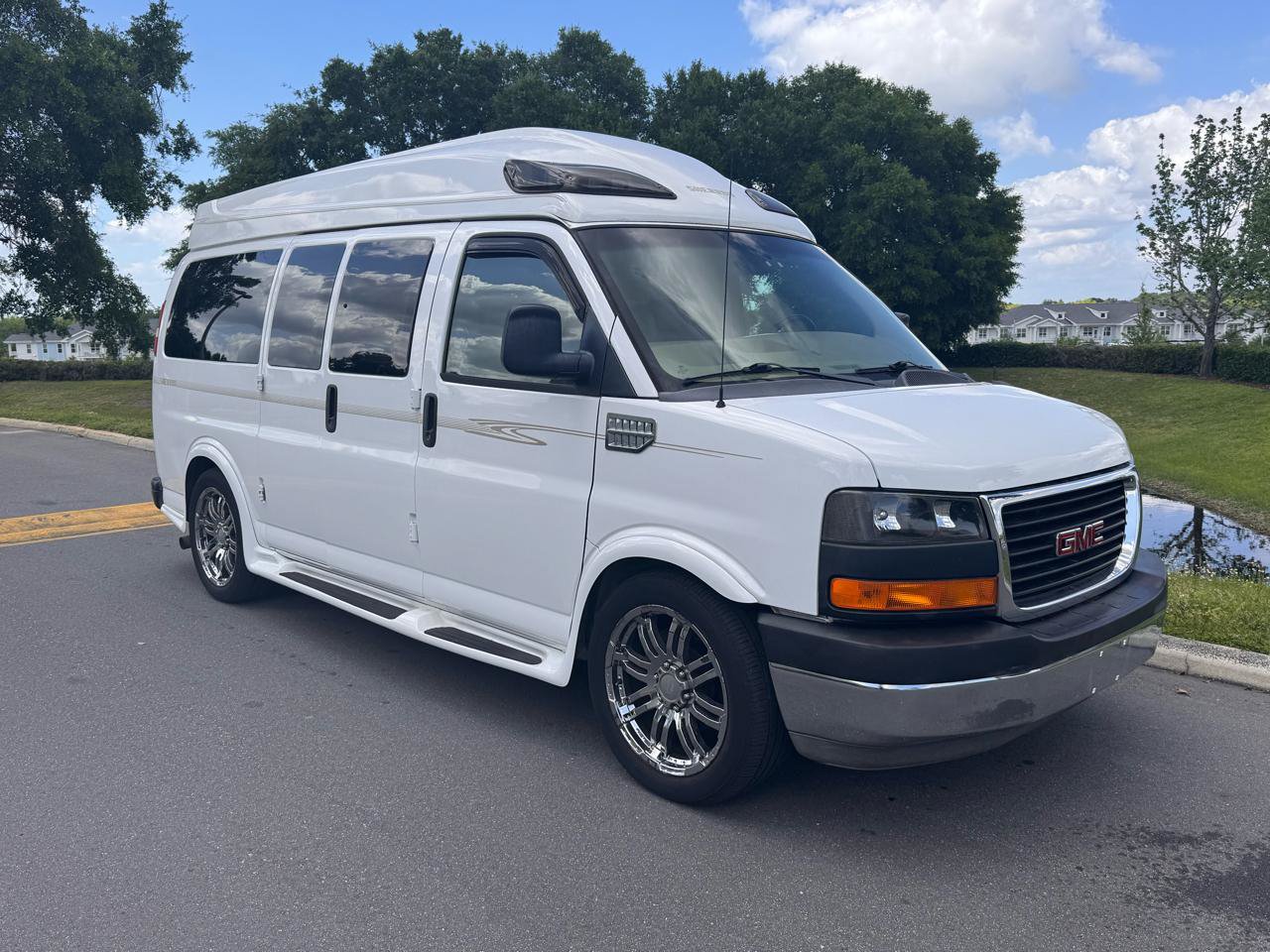 Used 2014 GMC Savana 1500 RWD image 21