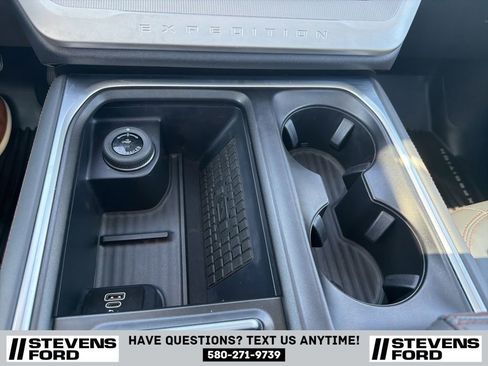 Used 2025 Ford Expedition Max Active image 26