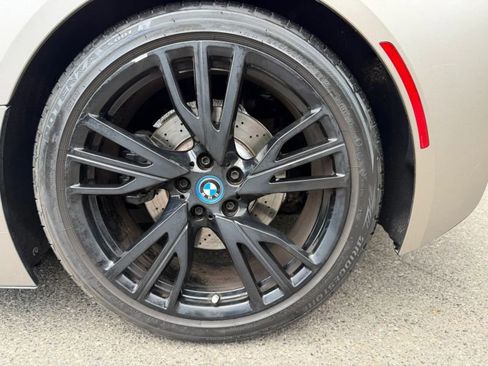 Used 2015 BMW i8 AWD/4WD image 28