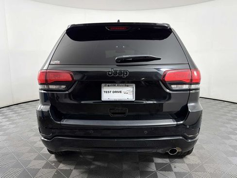 Used 2021 Jeep Grand Cherokee Laredo X RWD image 5