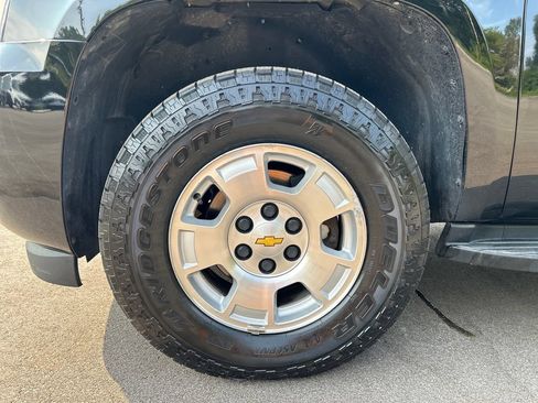 Used 2013 Chevrolet Tahoe LS w/ Convenience Package AWD/4WD image 10