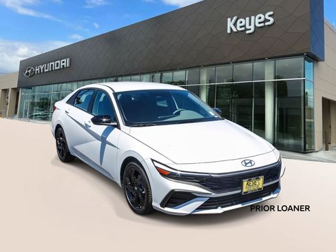 Certified 2026 Hyundai Elantra Sport FWD image 3