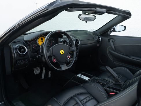 Used 2009 Ferrari F430 Spider RWD image 8