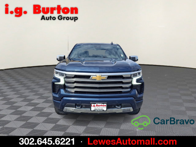 Used 2023 Chevrolet Silverado 1500 High Country w/ Technology Package AWD/4WD image 2