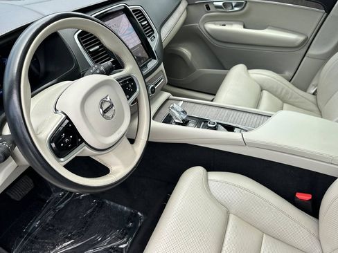 Used 2023 Volvo XC90 T8 Ultimate w/ Protection Package Premier AWD/4WD image 13
