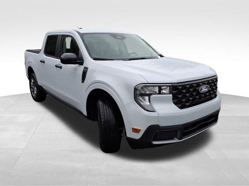 New 2025 Ford Maverick XLT w/ XLT Luxury Package image 14