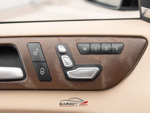 Used 2017 Mercedes-Benz GLE 43 AMG 4MATIC image 38