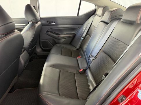 Used 2024 Nissan Altima 2.5 SR AWD/4WD image 21