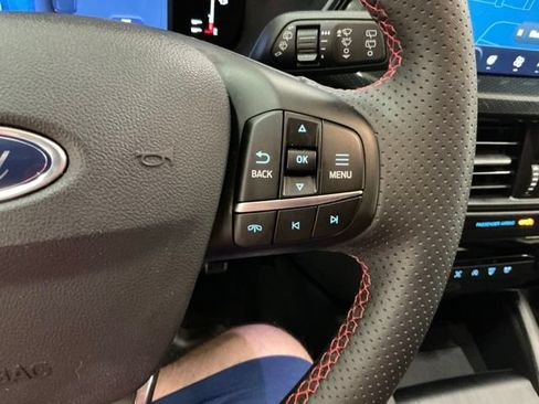 Used 2023 Ford Escape ST-Line w/ Tech Pack #1 FWD image 25