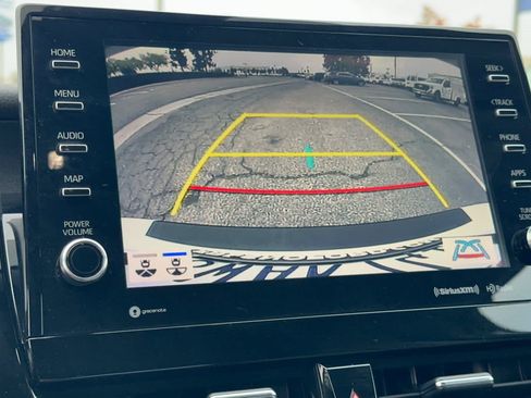 Used 2021 Toyota Camry XSE image 18