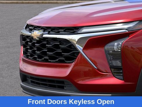 New 2026 Chevrolet Trax LT w/ Driver Confidence Package image 14