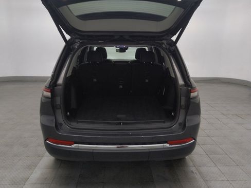 Used 2022 Jeep Grand Cherokee Limited 4xe image 29