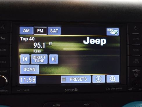 Used 2017 Jeep Wrangler Unlimited Sahara image 18