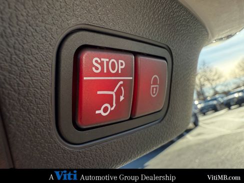 Certified 2022 Mercedes-Benz GLA 250 4MATIC image 24