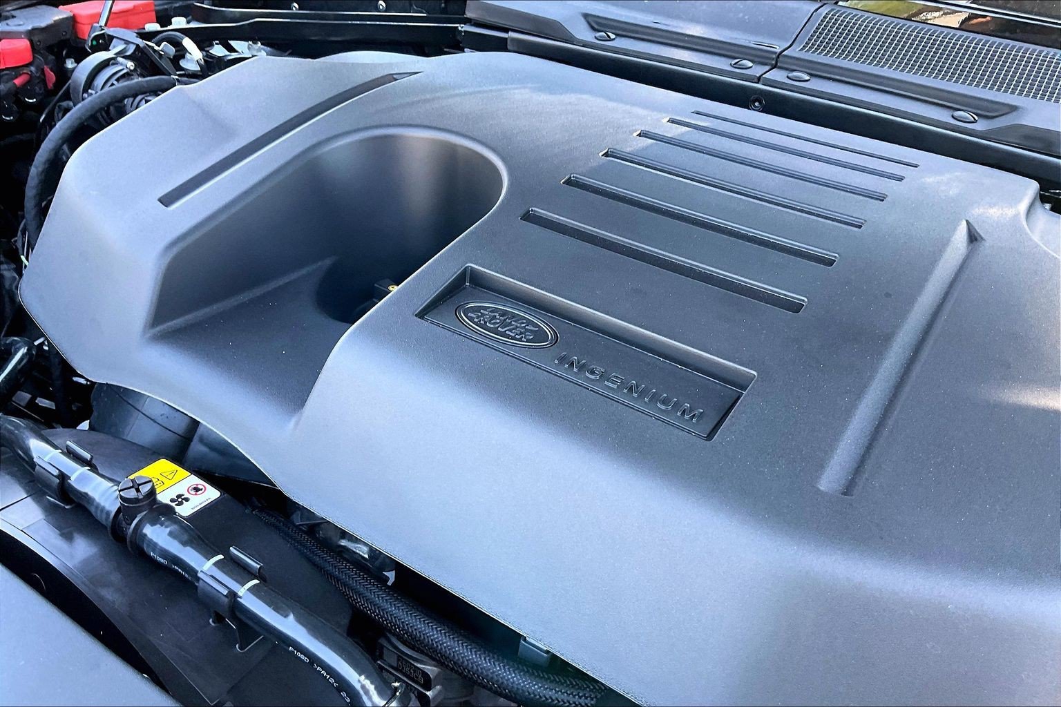 New 2026 Land Rover Defender 110 X-Dynamic SE AWD/4WD image 18