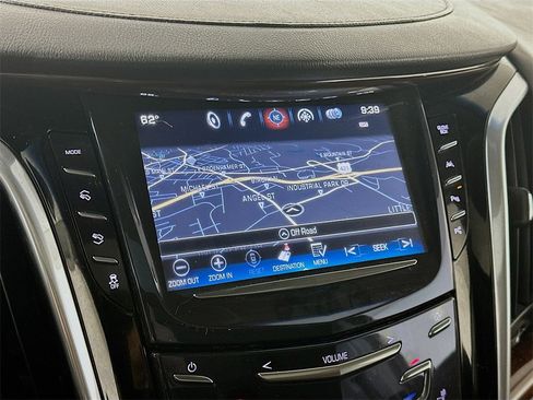 Used 2019 Cadillac Escalade Premium Luxury w/ Escalade Sport Edition image 19