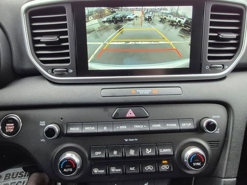 Used 2022 Kia Sportage LX w/ LX AWD Value Edition Package image 15