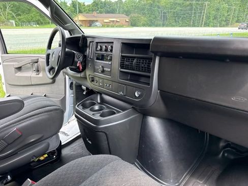 Used 2025 Chevrolet Express 2500 w/ Driver Convenience Package RWD image 25