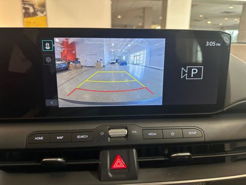 Used 2025 Kia K4 LXS image 23