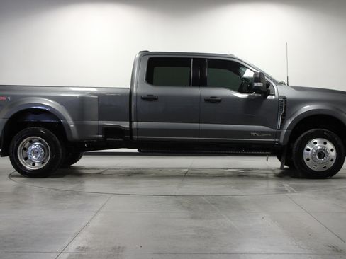 Used 2023 Ford F450 XLT w/ 360-Degree Camera Package AWD/4WD image 3