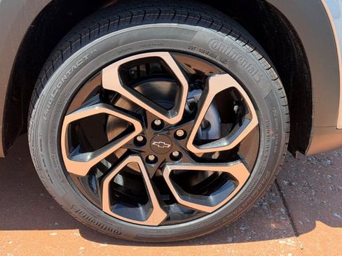 New 2026 Chevrolet Trax RS w/ Driver Confidence Package FWD image 7
